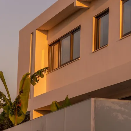 L2/ Boutique Kato Daratso