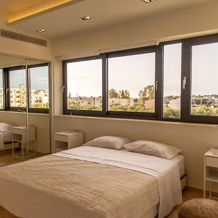L2/ Boutique Holiday home